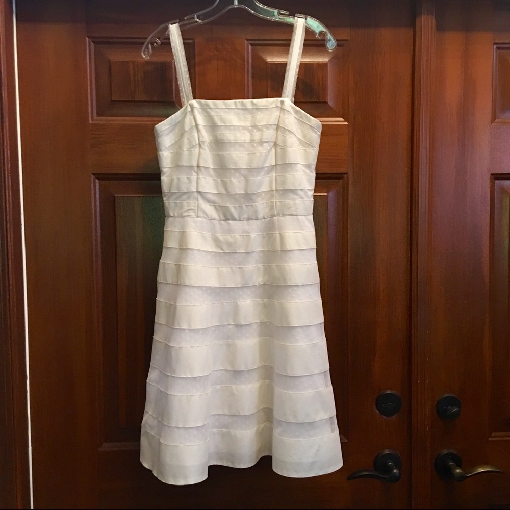 WHITE HOUSE BLACK MARKET White Sundress - Sz 4 EUC